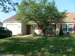 1210 Trinity Dr, Carol Stream IL  60188-4303 exterior
