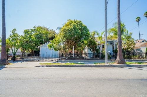 4132 102nd St, Inglewood, CA 90304-1628