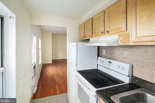317 16 St, Philadelphia PA  19132-4418 exterior