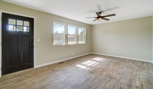 2410 Home Rd, Springfield OH  45503-2523 exterior