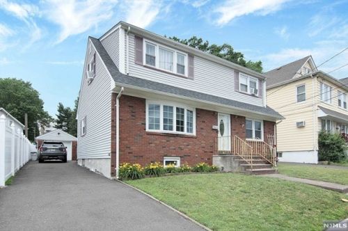 319 Southside Ave, Paterson, NJ 07508-1440