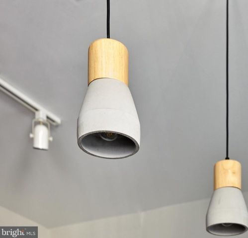 413 42 St, Philadelphia PA 19104-2216 exterior