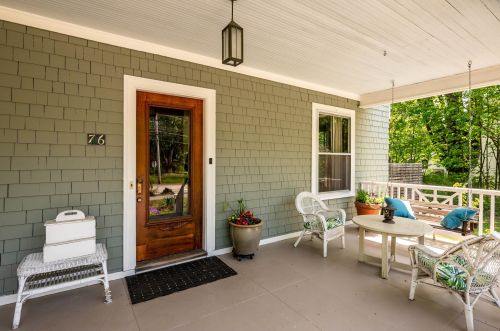76 Madbury Rd, Lee, NH 03824-2018