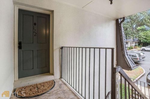 122 Maison Pl, Atlanta, GA 30327-4026