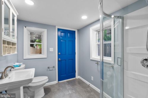 425 Cherry St, Lancaster PA  17602-4913 exterior