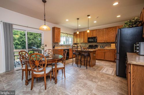 1000 River Walk St, Fredericksburg, VA 22401-2785