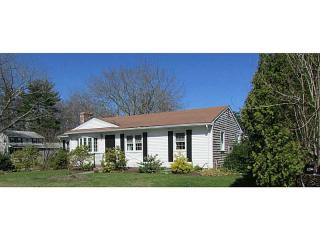 49 Macarthur Dr, Smithfield, RI 02917-1736