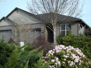 380 Bentgrass Ct, Sutherlin, OR 97479-8809