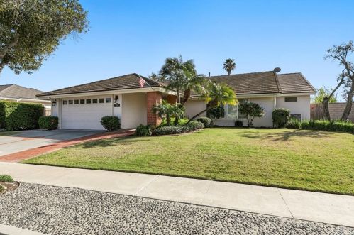 350 Fern Dr, Fullerton, CA 92832-1221