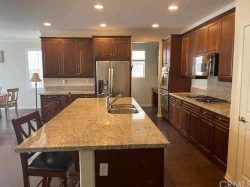 6608 Youngstown St, Chino, CA 91710-6953