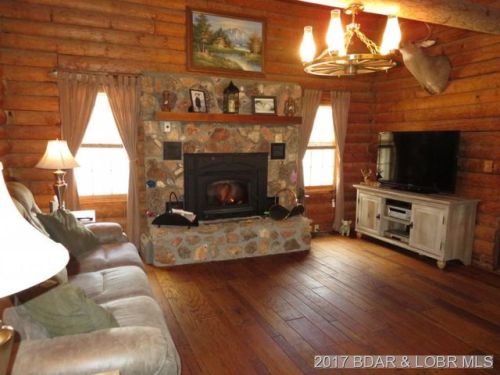 442 Dry Creek Rd, Hahatonka, MO 65020-4479