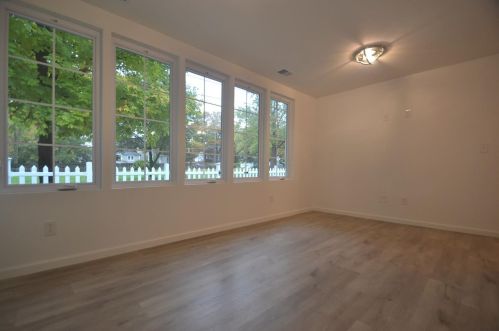 353 Morgan Blvd, Valpo IN  46383-5881 exterior