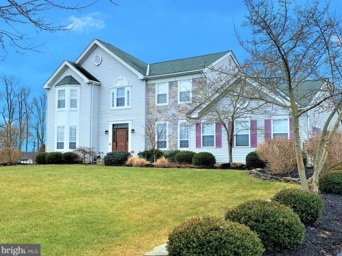 1 Gateshead Dr, Flemington, NJ 08822-6914