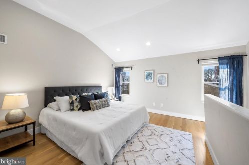 1636 Eyre St, Philadelphia PA  19125-2420 exterior