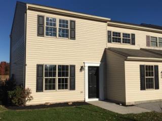 3061 Spectrum Rd, York, PA 17315-4674