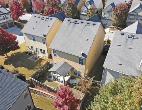 3885 Lake Manor Way, Atlanta, GA 30349-8220