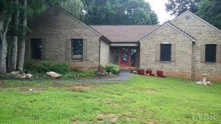 201 Mount Haven Dr, Forest, VA 24551-2105