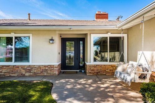 237 Beal Ave, Placentia, CA 92870-2539