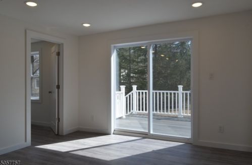 10 Fairfield Ave, Warren NJ  07059-5706 exterior