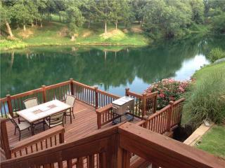 8802 Belcaro Dr, Edmond, OK 73034-8188