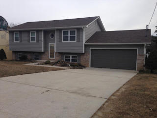 613 Carmen Ln, Clinton, TN 37716-5445
