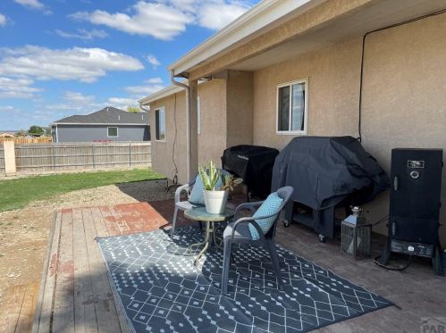 281 Bywood Dr, Pueblo CO  81007-1488 exterior
