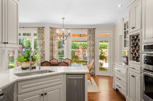 1805 Brandon Hall Dr, Atlanta GA  30350-3708 exterior