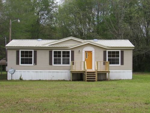 384 Cooper Rd, Grenada, MS 38901-7823