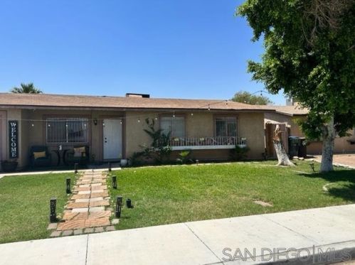 606 De Las Flores St, Calexico, CA 92231-3510