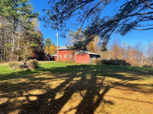 384 Harmony Rd, Brighton Plt, ME 04912-4522