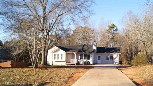 1307 Smokerise Ln, Auburn, GA 30011-3310