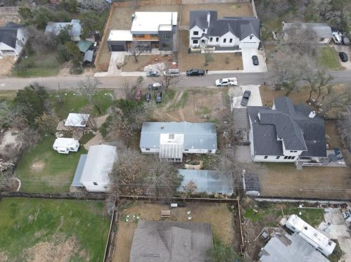 1102 Castile Rd, Austin TX  78733-2518 exterior