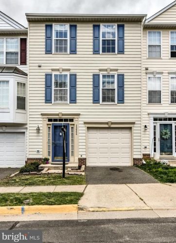 35866 Devon Park Sq, Round Hill, VA 20141-2480