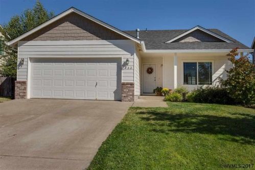132 Howard Ln, Dallas, OR 97338-1732