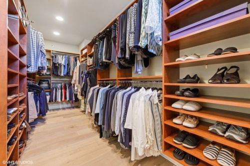 34 Gilbert Ave, Willowbrook IL  60514-1140 exterior