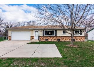 3923 Blackhawk Rd, Saint Paul, MN 55122-1731