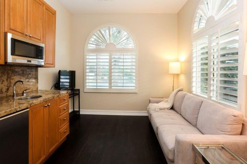 79620 Mission Dr, La Quinta, CA 92253-9203