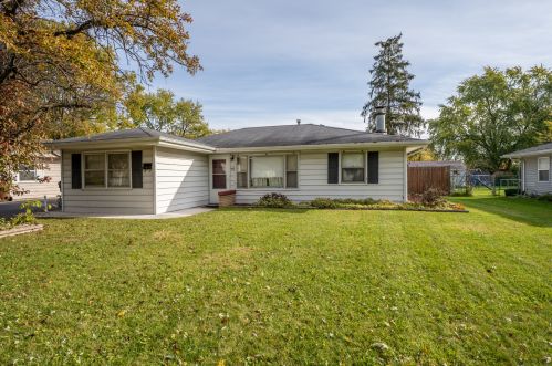 410 Ray May Dr, Joliet, IL 60433-2148