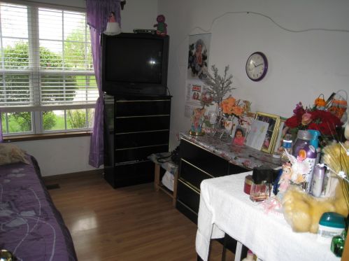 952 Huntington Dr, Elk Grove Vlg, IL 60007-7232