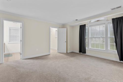 85 Nutmeg Cir, Colchester CT  06415-2314 exterior