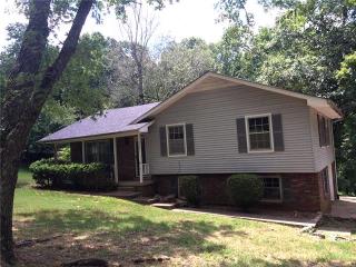 1227 Hilltop Cir, Pulaski, TN 38478-4823