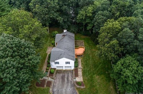 15 Sunset Hill Rd, Wilton CT  06897-4925 exterior