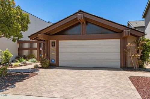 2511 Victoria Ave, Oxnard, CA 93035-2931