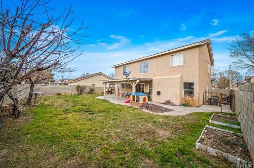 45441 Pickford Ave, Lancaster CA 93534-5147 exterior