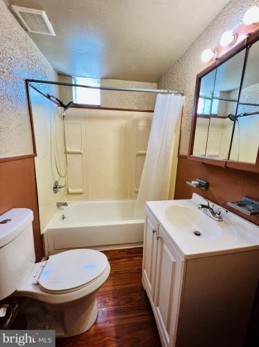 3563 11 St, Philadelphia PA 19140-4303 exterior