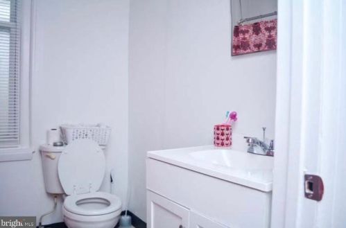 3618 19 St, Philadelphia PA  19140-3904 exterior