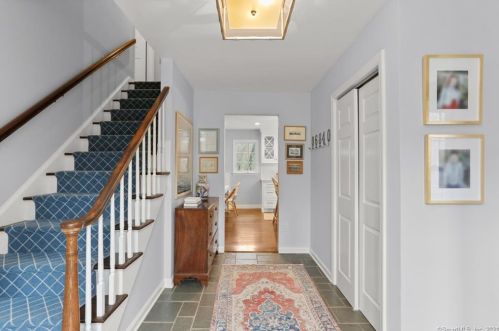 66 Welles Ln, New Canaan, CT 06840-4430