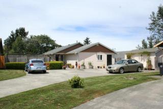 1800 Oakdale Dr, Mckinleyville, CA 95519-7127