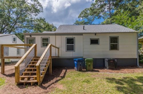 1222 Lorenzo Dr, Atlanta GA  30310-3946 exterior