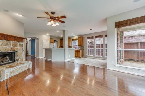 1441 Golf Club Dr, Argyle TX  76226-7382 exterior